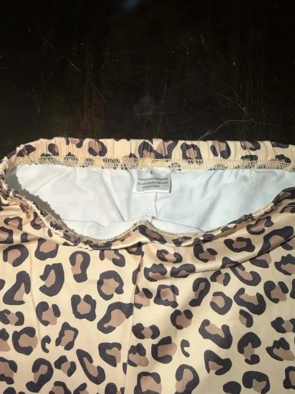 It's Fall Y'all Leopard Pumpkin Bleached Top and Leopard Leggings Size L (5)